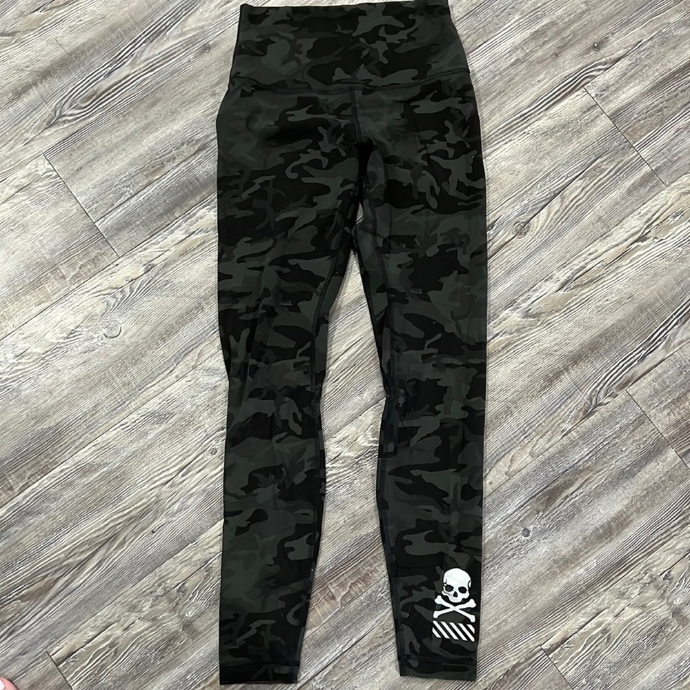 Size 8 Lulu lemon leggings